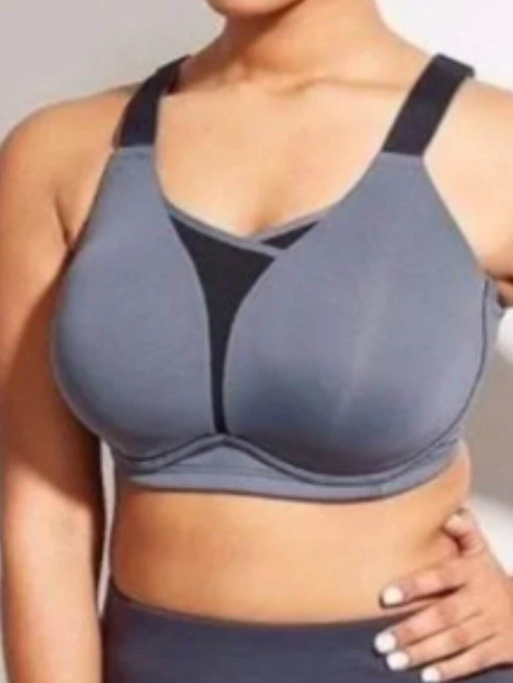 NWT Livi Active Cooling Molded No Wire Sport Bra Turbulence(Gray/Black) 44G